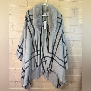 Liz Claiborne Gray Poncho with Faux Fur Trim
